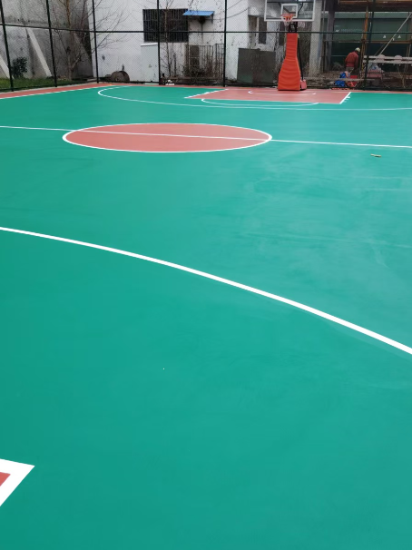 临夏市 球场长期使用易出现地面开裂